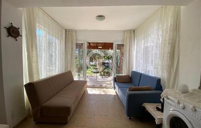 Denize Sıfır Raykent Sitesinde 1+1 Yazlık Daire - Bahçe Katı