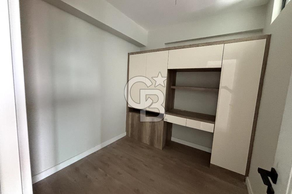 ALLWAYS BORNOVA'DA ARAKAT ARKA CEPHE SATILIK 2+1 DAİRE