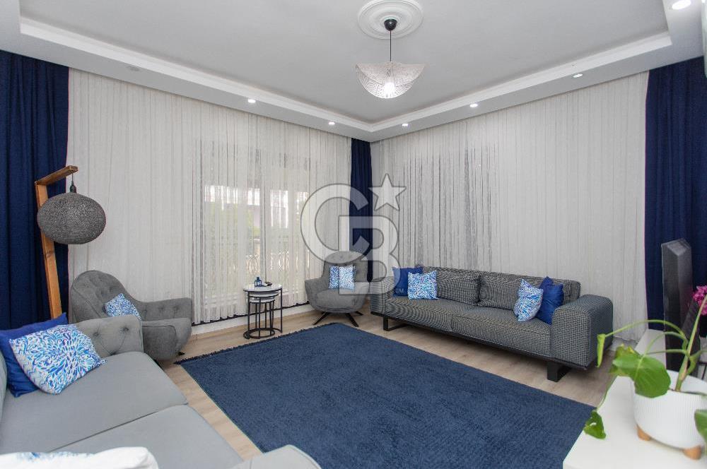 Foça Hacıveli Mah. Satılık 2+1 Müstakil Bahçeli Daire