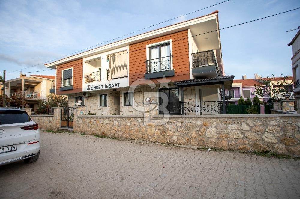 Foça Hacıveli Mah. Satılık 2+1 Müstakil Bahçeli Daire