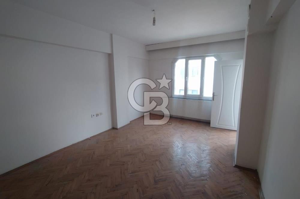 YALOVA MERKEZ İKİ YOLA CEPHELİ ARA KAT KİRALIK 2+1 DAİRE