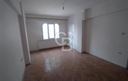 YALOVA MERKEZ İKİ YOLA CEPHELİ ARA KAT KİRALIK 2+1 DAİRE