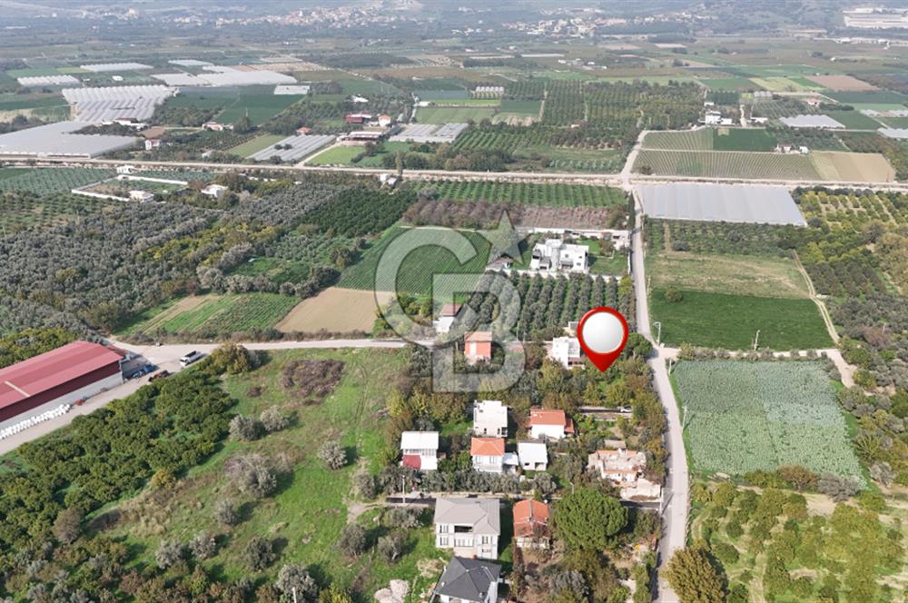 Emiralemde Villa İmarlı Satılık 1071m² Arsa ve Dubleks Ev