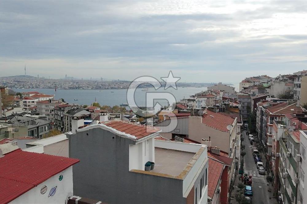 CİHANGİR'İN MERKEZİNDE SATILIK 5 KATLI BİNA