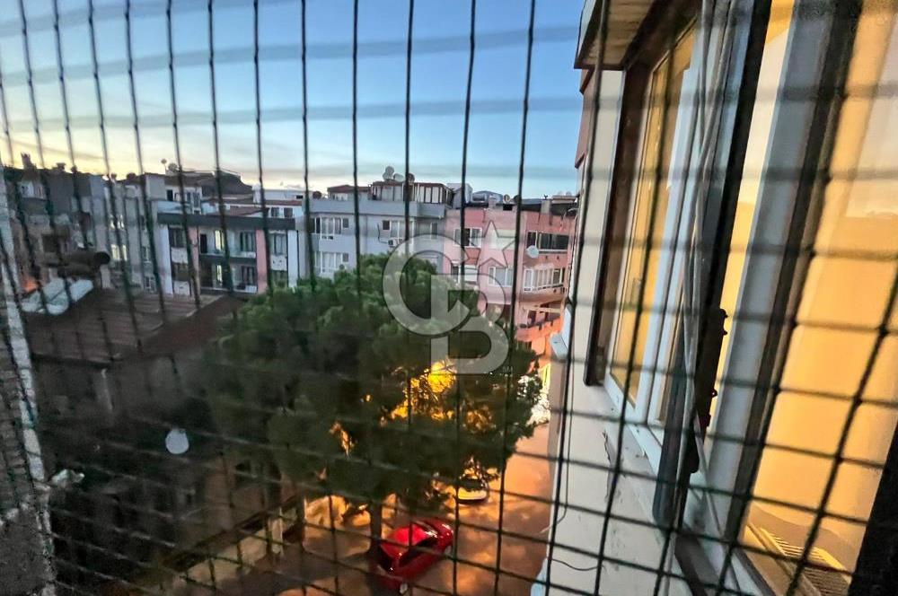 Edremit Camivasat Mahallesinde Satılık 2+1 Daire Çatı Teraslı