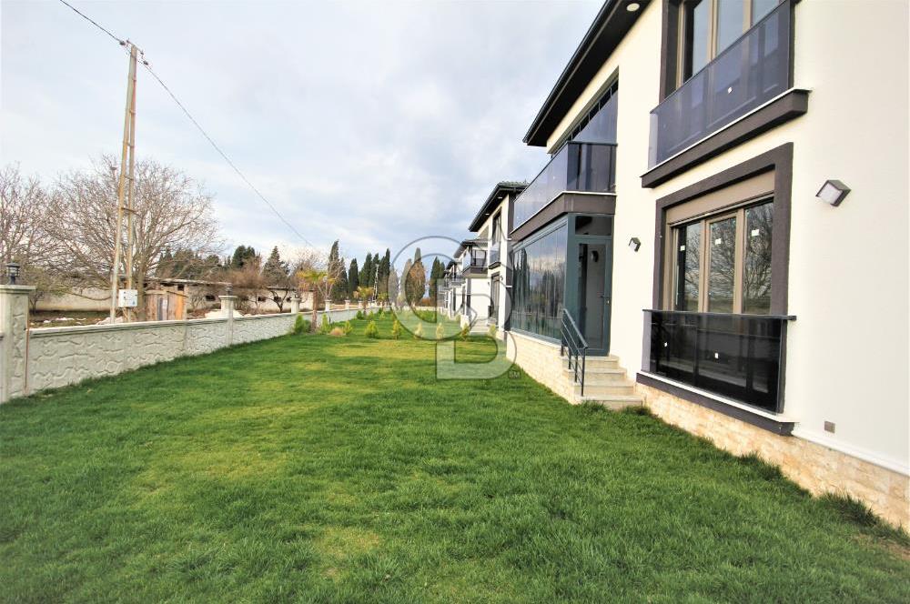 Edremit 4+1 Lüks Villa, 147m² Net, Müstakil Bahçeli, Site İçinde