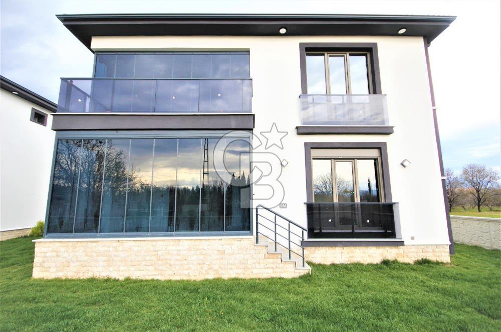 Edremit 4+1 Lüks Villa, 147m² Net, Müstakil Bahçeli, Site İçinde