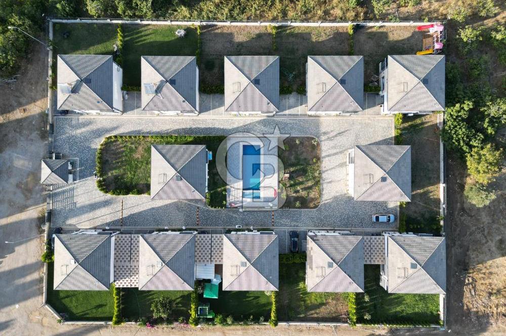 Edremit 4+1 Lüks Villa, 147m² Net, Müstakil Bahçeli, Site İçinde