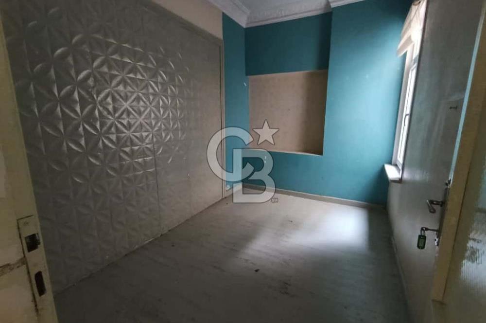 CİHANGİR'İN MERKEZİNDE SATILIK 5 KATLI BİNA