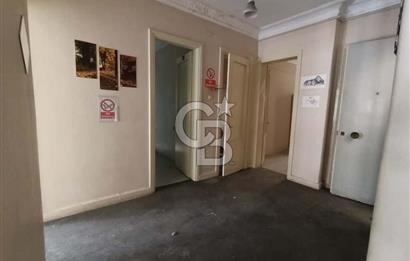 CİHANGİR'İN MERKEZİNDE SATILIK 5 KATLI BİNA