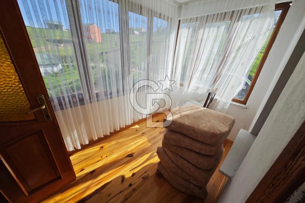 AKÇAABAT IŞIKLAR'DA SATILIK BİNA VE ARSA