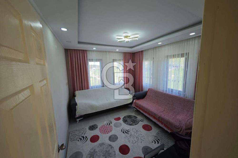 AKÇAABAT IŞIKLAR'DA SATILIK BİNA VE ARSA