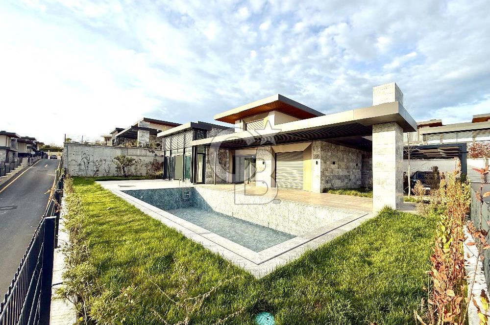 FOLKART NEFES İSTANBUL'DA KİRALIK 6+1 VİLLA