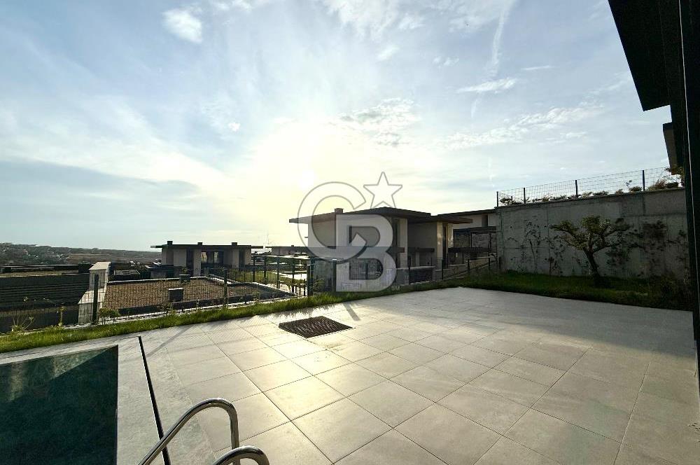 FOLKART NEFES İSTANBUL'DA KİRALIK 6+1 VİLLA