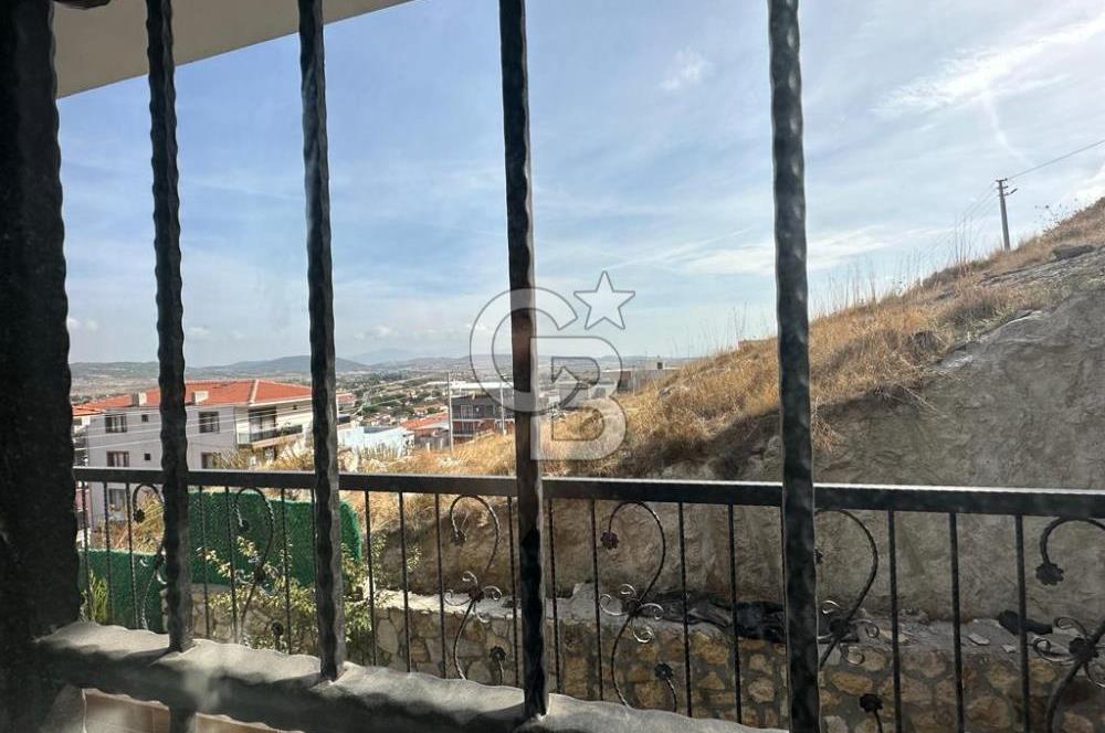 Foça Bağarası Kazım Dirik Mah. Eşyalı Kiralık 3+1 Daire