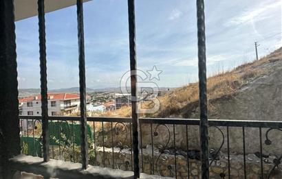 Foça Bağarası Kazım Dirik Mah. Eşyalı Kiralık 3+1 Daire