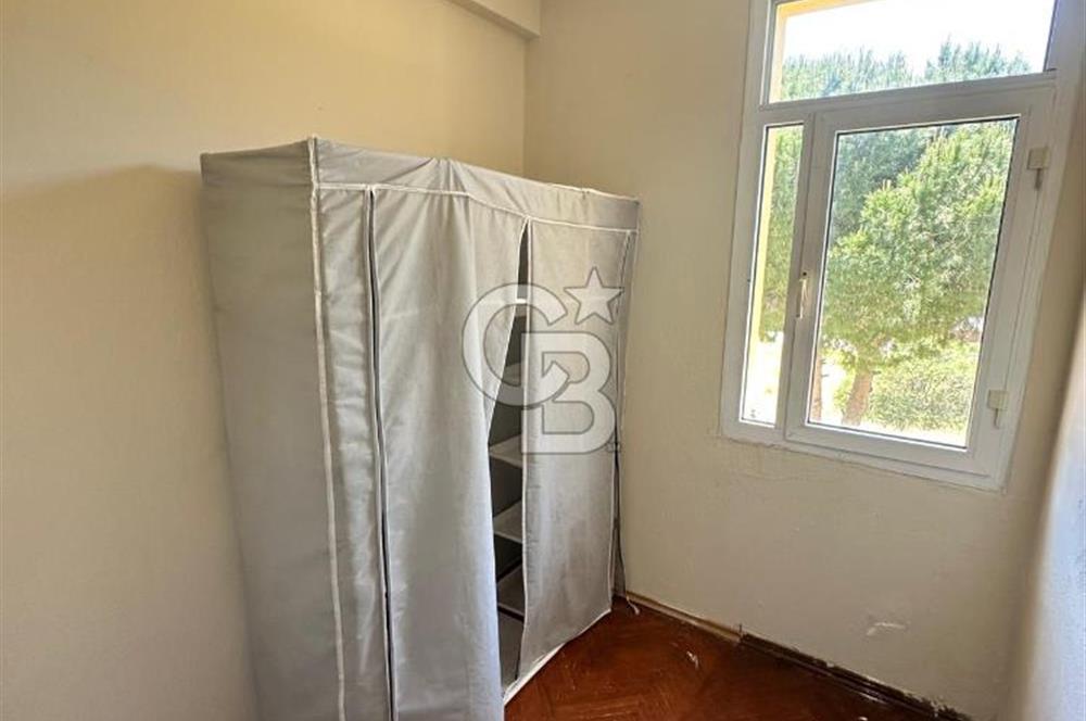 Foça Atatürk Mahallesinde Kiralık 2+1 Daire