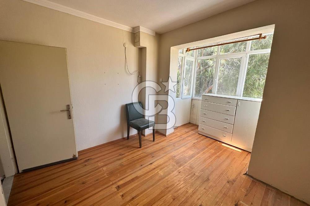 Foça Atatürk Mahallesinde Kiralık 2+1 Daire