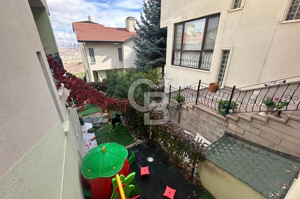 TÜRKKONUT ÖZDEBİRLİK SİTESİSİNDE FULL YAPILI MANZARALI 5+1 VİLLA