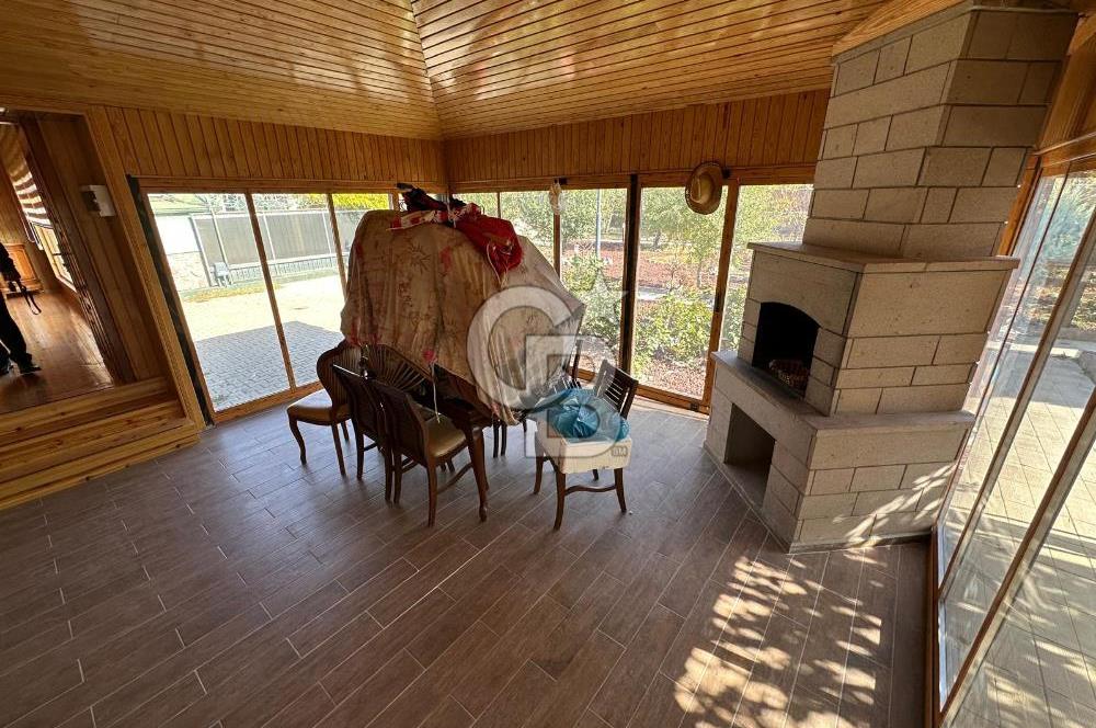 Y.MAHALLE KARACAKAYA DA CADDE ÜZERİ 4+1 İSKANLI AHŞAP VİLLA