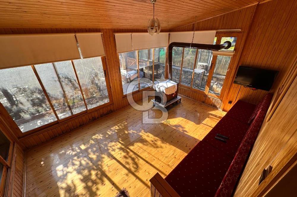 Y.MAHALLE KARACAKAYA DA CADDE ÜZERİ 4+1 İSKANLI AHŞAP VİLLA