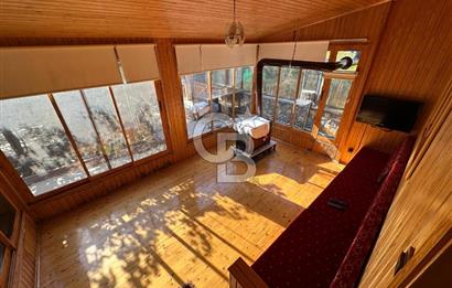 Y.MAHALLE KARACAKAYA DA CADDE ÜZERİ 4+1 İSKANLI AHŞAP VİLLA