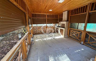 Y.MAHALLE KARACAKAYA DA CADDE ÜZERİ 4+1 İSKANLI AHŞAP VİLLA