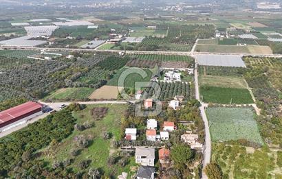 Emiralemde Villa İmarlı Satılık 1071m² Arsa ve Dubleks Ev