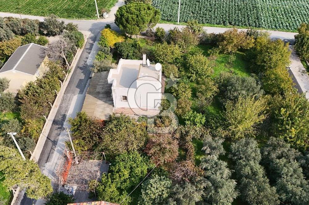 Emiralemde Villa İmarlı Satılık 1071m² Arsa ve Dubleks Ev