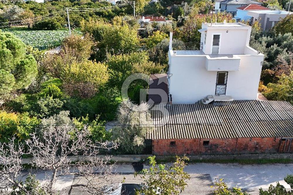 Emiralemde Villa İmarlı Satılık 1071m² Arsa ve Dubleks Ev
