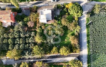 Emiralemde Villa İmarlı Satılık 1071m² Arsa ve Dubleks Ev