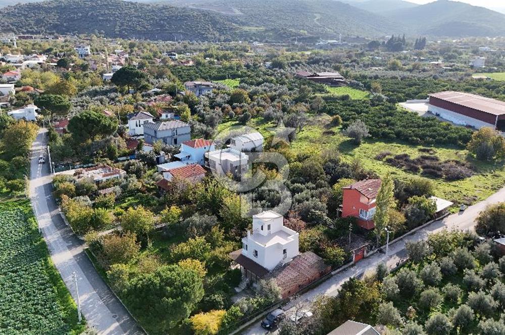 Emiralemde Villa İmarlı Satılık 1071m² Arsa ve Dubleks Ev