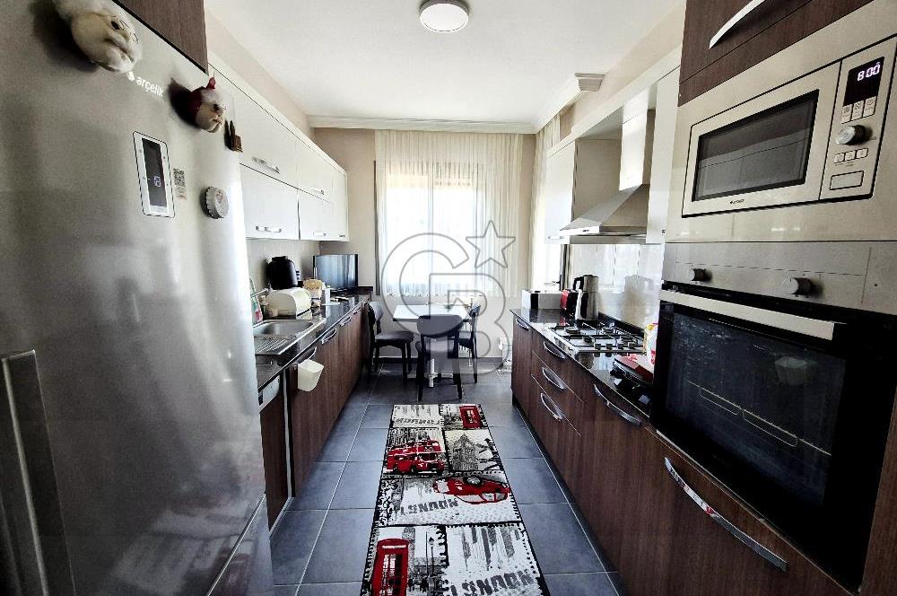Casa Palm'de Ara Kat Geniş 3+1 Üç Cephesi Açık Satılık
