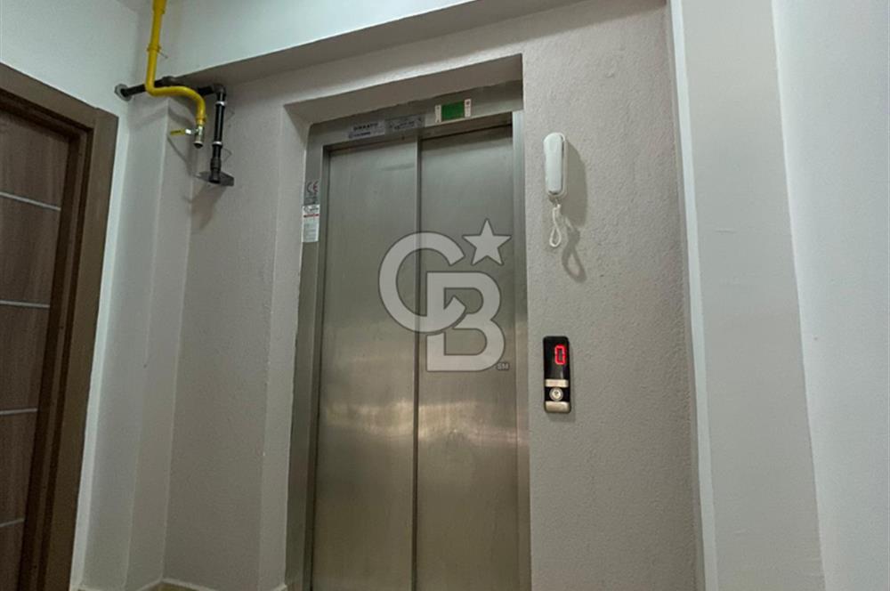 COLDWELL BANKER VONA MUSTAFA ŞEN'DEN SATILIK 3+1 DAİRE