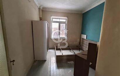 CİHANGİR MERKEZDE SATILIK 5 KATLI APART OTELE UYGUN BİNA