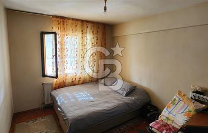 MERKEZİ KONUMDA SATILIK GENİŞ 2+1 DAİRE