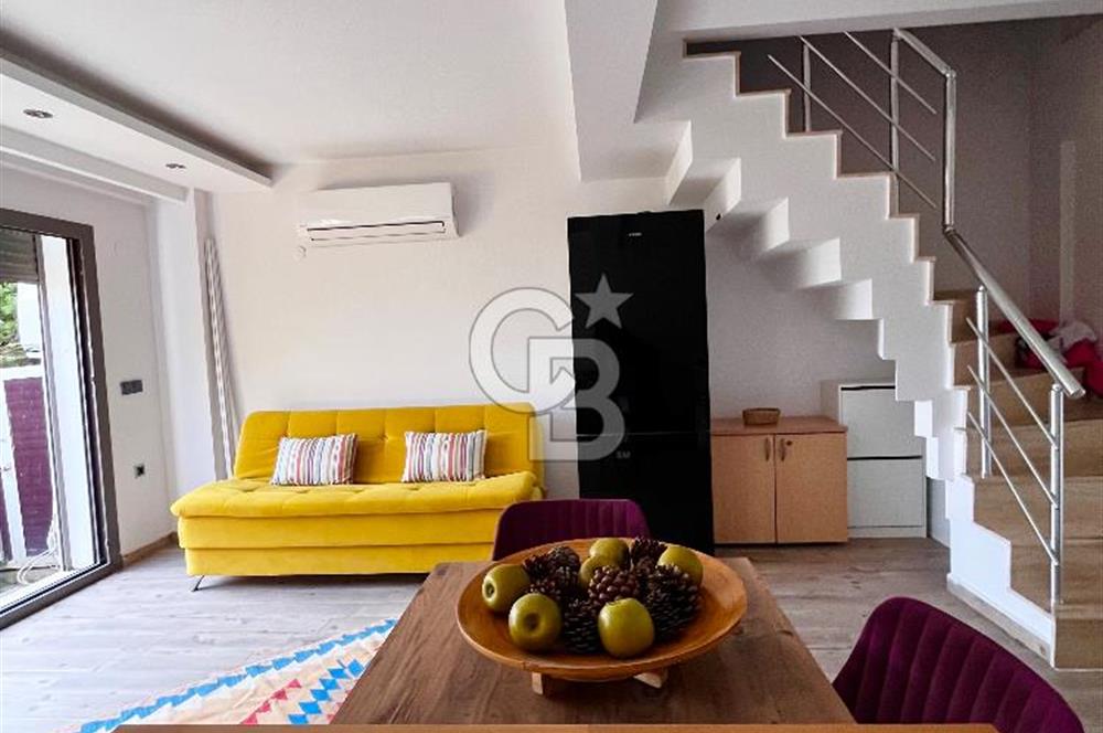 Gülbahçe Saygın Pazar Stüdyo Sitesinde Özel Bahçeli, Dubleks 2+1 – Full Eşyalı Kiralık