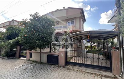  Urla Denizli Mahallesi’nde 4+1 Tam Müstakil Kiralık  Villa