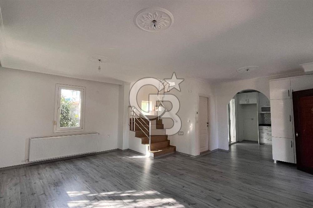  Urla Denizli Mahallesi’nde 4+1 Tam Müstakil Kiralık  Villa