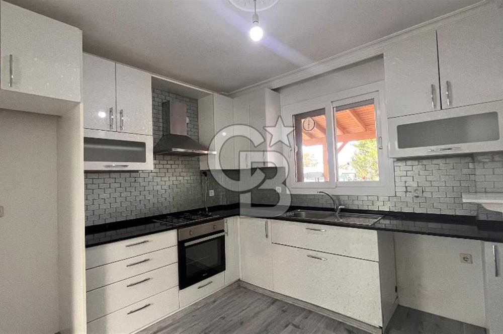  Urla Denizli Mahallesi’nde 4+1 Tam Müstakil Kiralık  Villa