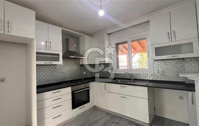  Urla Denizli Mahallesi’nde 4+1 Tam Müstakil Kiralık  Villa