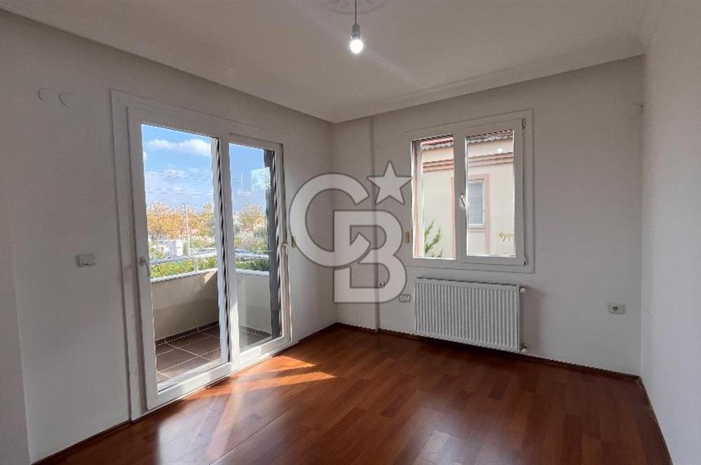  Urla Denizli Mahallesi’nde 4+1 Tam Müstakil Kiralık  Villa