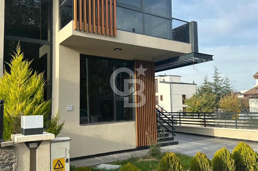 AHLATLIBELDE BULVARA PARALEL TABELA DEĞERİ YÜKSEK KİRALIK VİLLA