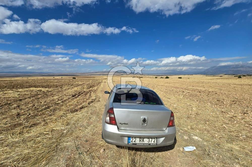 Afyon Dinarda İlçe Merkezi ve Sanayiye Yakın Satılık Tarla 