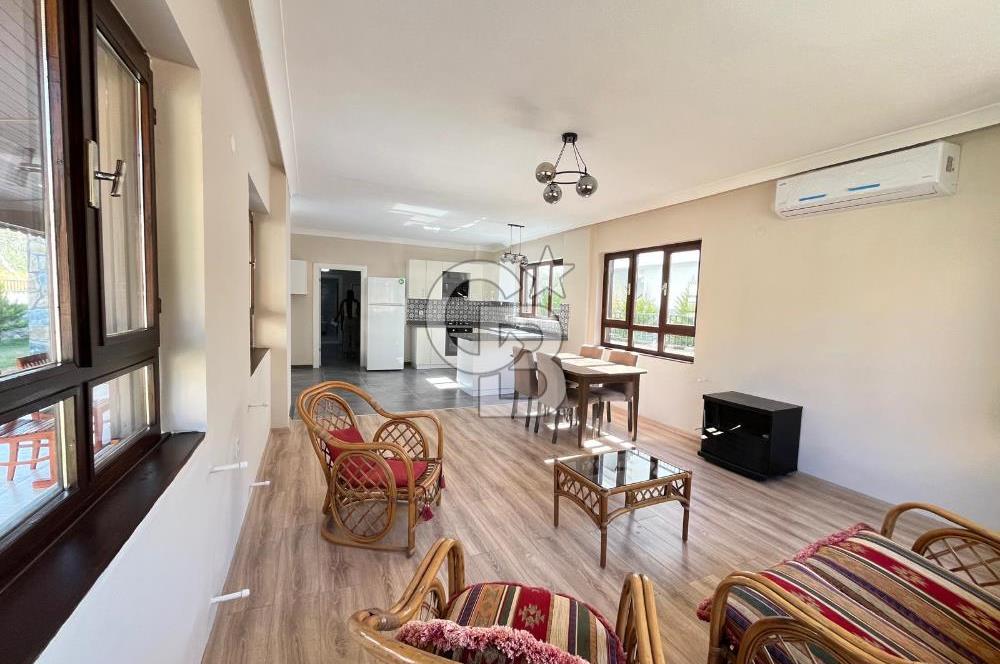 ÇAMLIBEL KÖYÜ'NDE DOĞAYLA İÇ İÇE TAŞ DETAYLI SATILIK 4+1 VİLLA