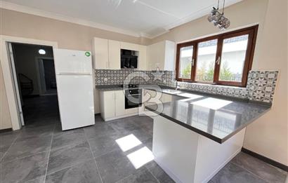 ÇAMLIBEL KÖYÜ'NDE DOĞAYLA İÇ İÇE TAŞ DETAYLI SATILIK 4+1 VİLLA