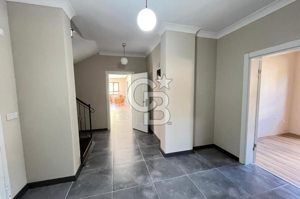 ÇAMLIBEL KÖYÜ'NDE DOĞAYLA İÇ İÇE TAŞ DETAYLI SATILIK 4+1 VİLLA