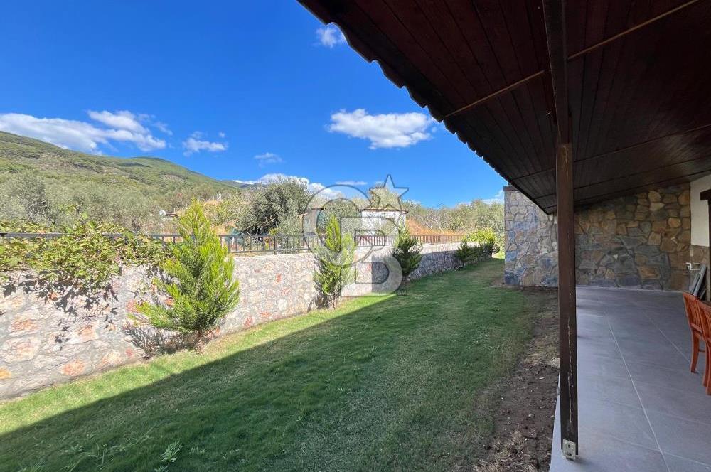 ÇAMLIBEL KÖYÜ'NDE DOĞAYLA İÇ İÇE TAŞ DETAYLI SATILIK 4+1 VİLLA