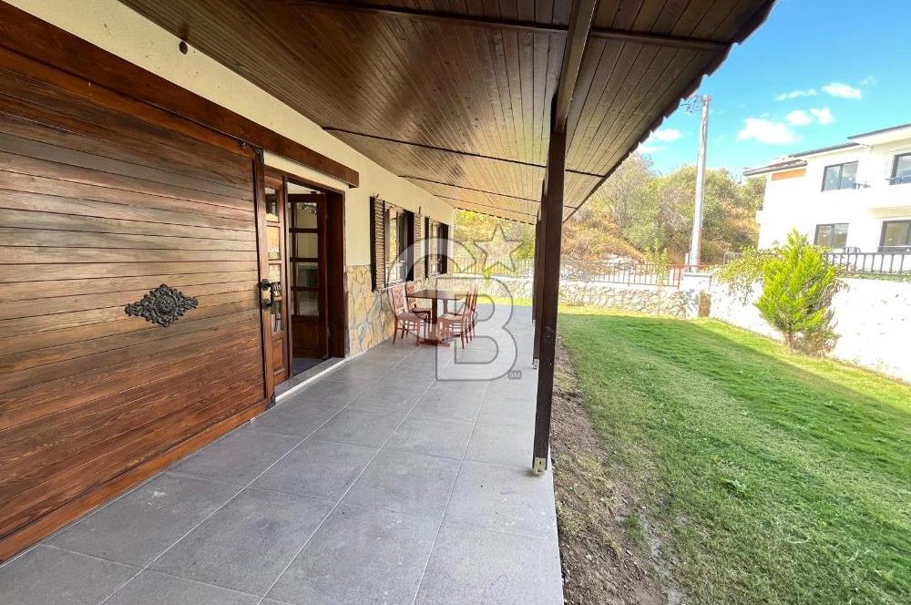 ÇAMLIBEL KÖYÜ'NDE DOĞAYLA İÇ İÇE TAŞ DETAYLI SATILIK 4+1 VİLLA