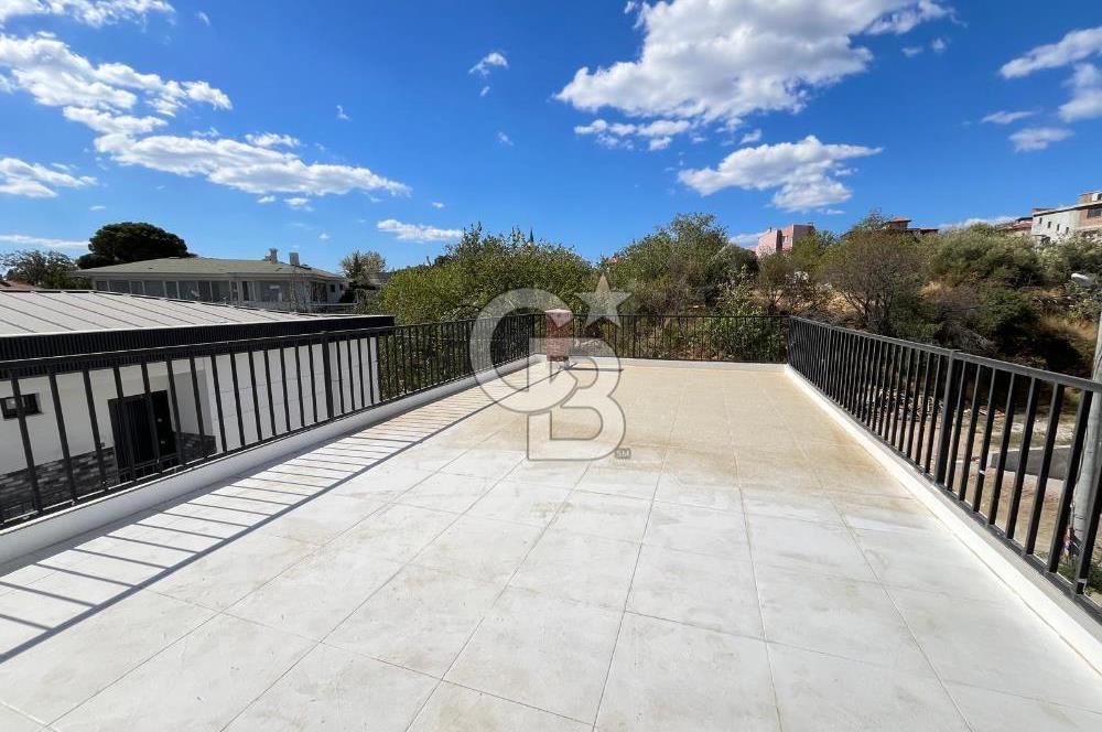 ÇAMLIBEL KÖYÜ'NDE DOĞAYLA İÇ İÇE TAŞ DETAYLI SATILIK 4+1 VİLLA